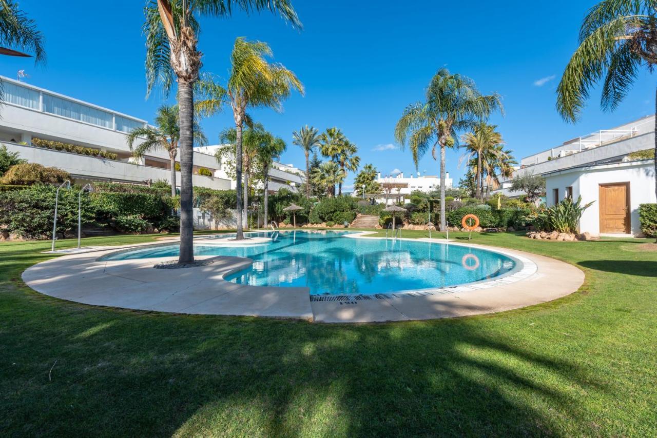 Apartamento Altos De Banus I Momento Marbella Exterior photo